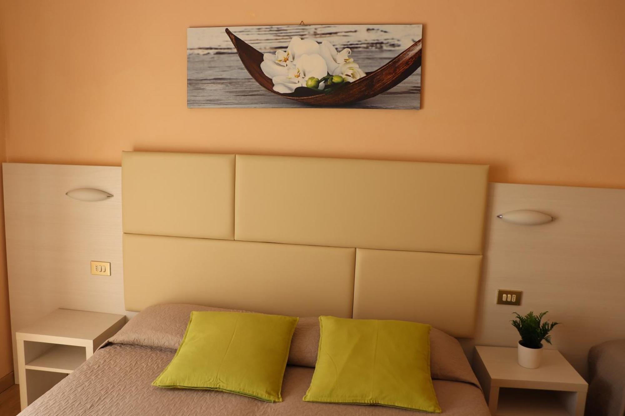 Hotel Barca D'Oro Bellaria-Igea Marina Exterior foto