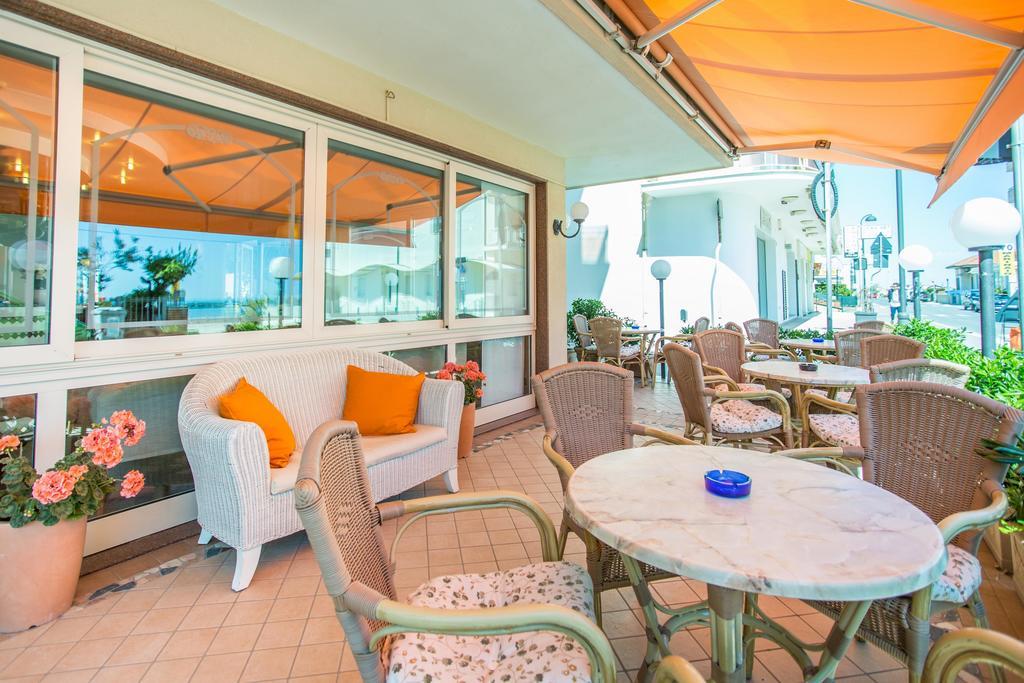 Hotel Barca D'Oro Bellaria-Igea Marina Exterior foto